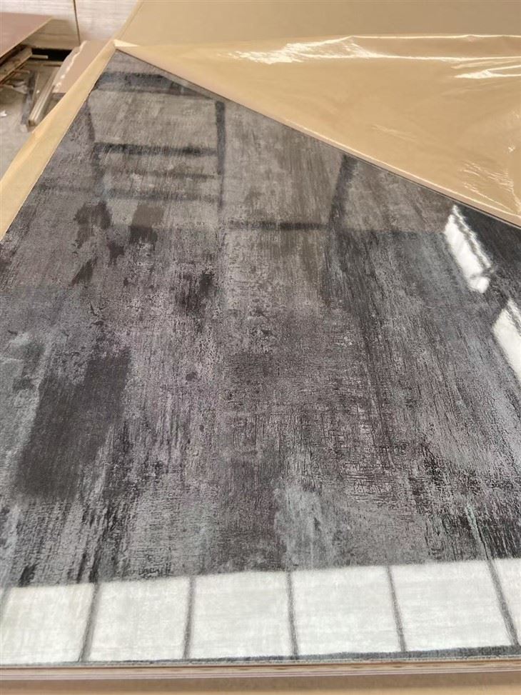 High Gloss UV Melamine Plywood For Modern Furniture And Cabinet Manufacturing factory